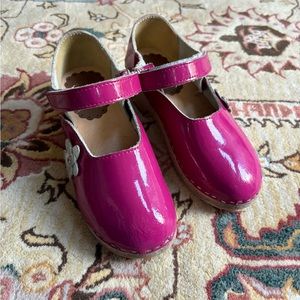Children’s Hanna Andersson Clogs